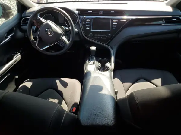 4T1C11AKXLU910439 2020 TOYOTA CAMRY - Image 8