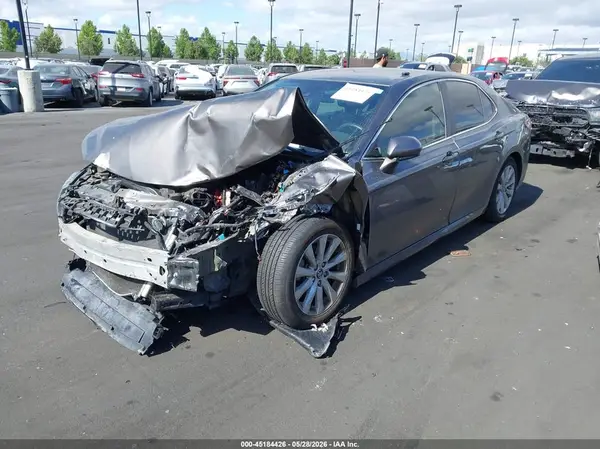 4T1C11AKXLU918976 2020 TOYOTA CAMRY - Image 2