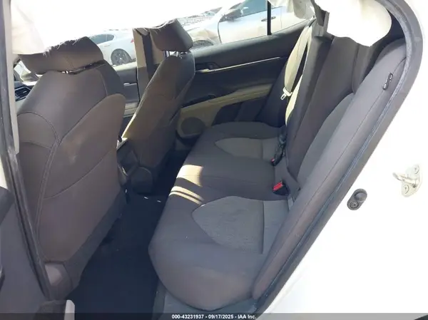 4T1C11AKXLU922557 2020 TOYOTA CAMRY - Image 8