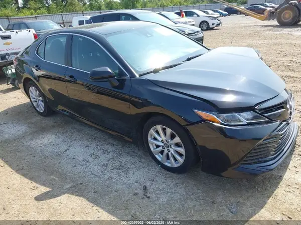4T1C11AKXLU927435 2020 TOYOTA CAMRY - Image 1