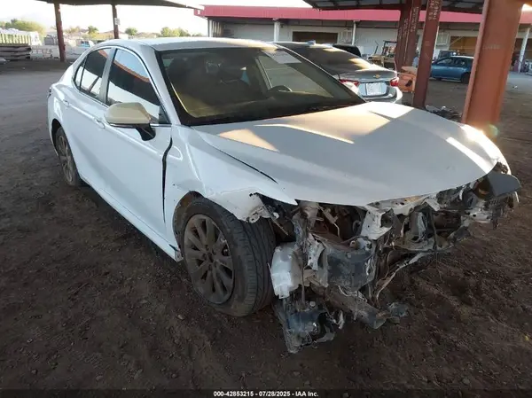 4T1C11AKXLU928214 2020 TOYOTA CAMRY - Image 1