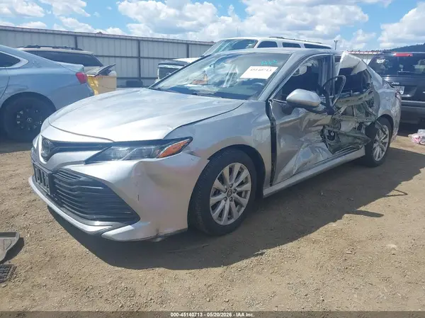 4T1C11AKXLU929685 2020 TOYOTA CAMRY - Image 2