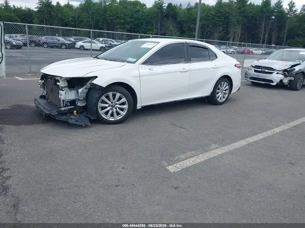 4T1C11AKXLU929914 2020 TOYOTA CAMRY - Image 2