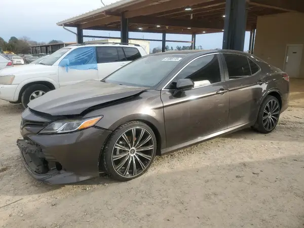 4T1C11AKXLU932599 2020 TOYOTA CAMRY - Image 1