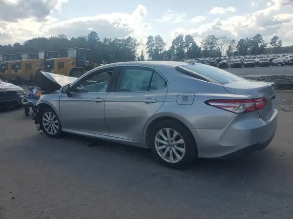4T1C11AKXLU949645 2020 TOYOTA CAMRY - Image 2