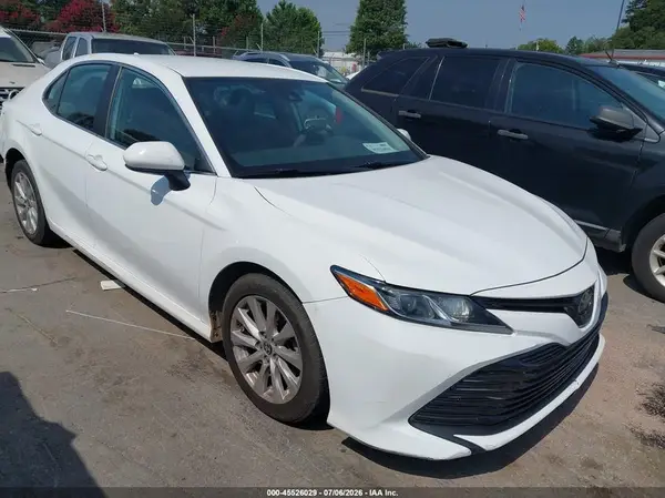 4T1C11AKXLU964498 2020 TOYOTA CAMRY - Image 1