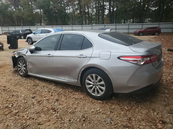4T1C11AKXLU967725 2020 TOYOTA CAMRY - Image 2