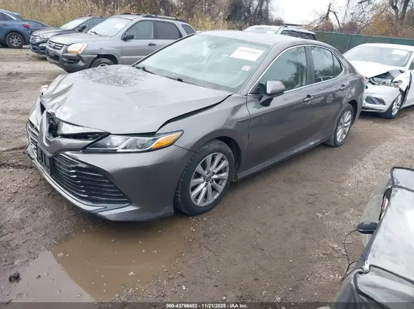 4T1C11AKXLU981124 2020 TOYOTA CAMRY - Image 2