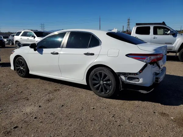 4T1C11AKXLU983455 2020 TOYOTA CAMRY - Image 2