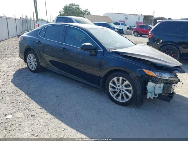 4T1C11AKXMU408676 2021 TOYOTA CAMRY - Image 1