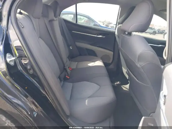 4T1C11AKXMU412582 2021 TOYOTA CAMRY - Image 8