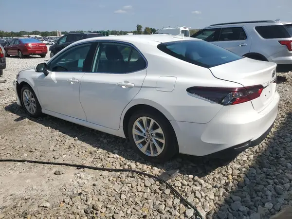 4T1C11AKXMU426403 2021 TOYOTA CAMRY - Image 2