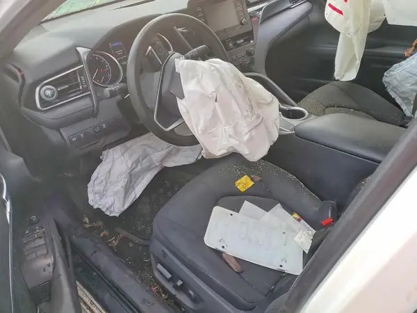 4T1C11AKXMU428099 2021 TOYOTA CAMRY - Image 8