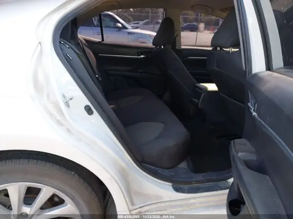 4T1C11AKXMU443380 2021 TOYOTA CAMRY - Image 8
