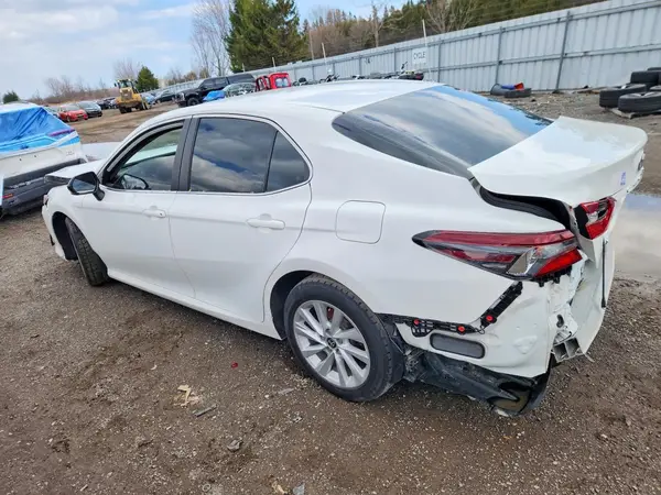 4T1C11AKXMU451642 2021 TOYOTA CAMRY - Image 2