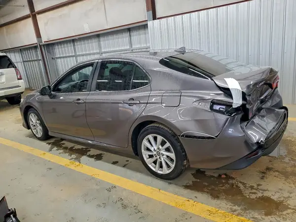 4T1C11AKXMU452662 2021 TOYOTA CAMRY - Image 2