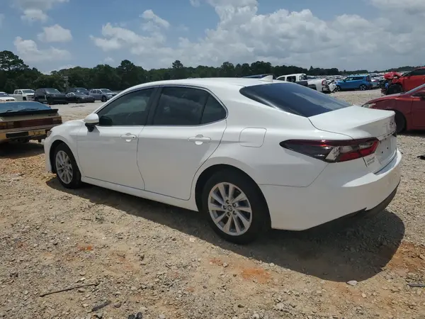 4T1C11AKXMU459272 2021 TOYOTA CAMRY - Image 2