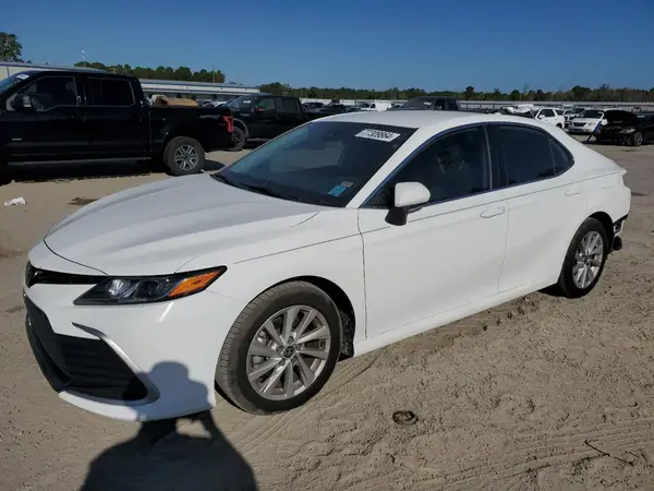 4T1C11AKXMU471776 2021 TOYOTA CAMRY - Image 1