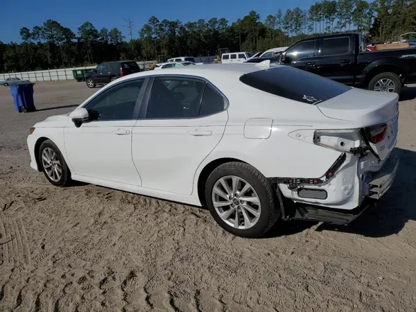 4T1C11AKXMU471776 2021 TOYOTA CAMRY - Image 2
