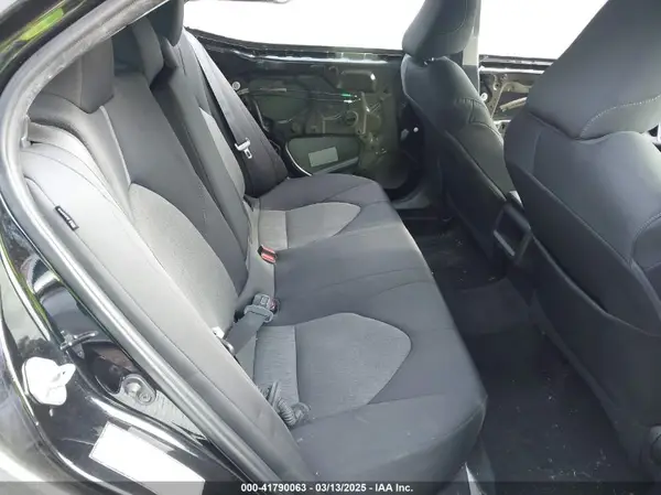 4T1C11AKXMU472605 2021 TOYOTA CAMRY - Image 8