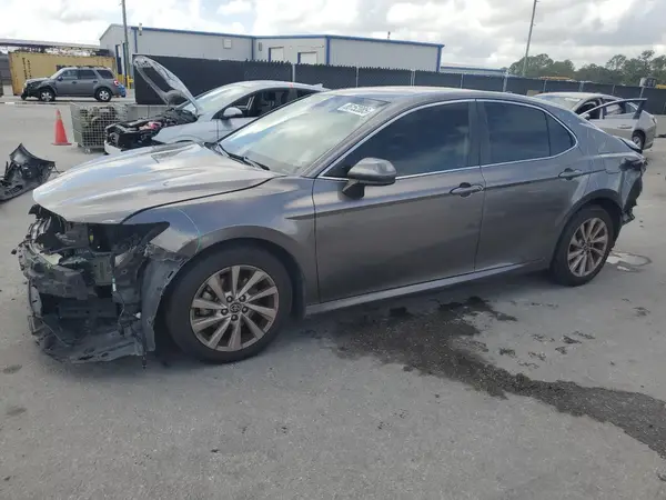 4T1C11AKXMU473804 2021 TOYOTA CAMRY - Image 1
