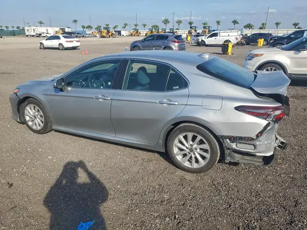 4T1C11AKXMU480932 2021 TOYOTA CAMRY - Image 2