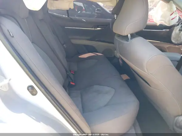 4T1C11AKXMU487038 2021 TOYOTA CAMRY - Image 8