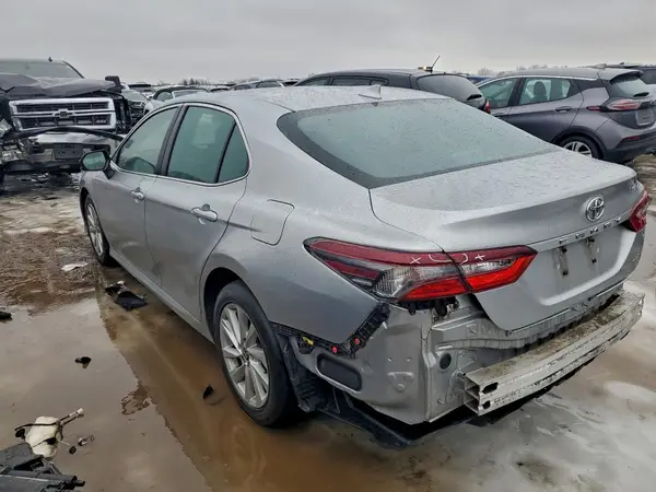 4T1C11AKXMU494488 2021 TOYOTA CAMRY - Image 2
