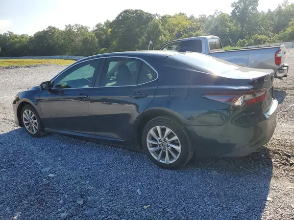 4T1C11AKXMU556827 2021 TOYOTA CAMRY - Image 2