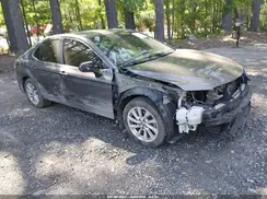 4T1C11AKXMU561638 2021 TOYOTA CAMRY