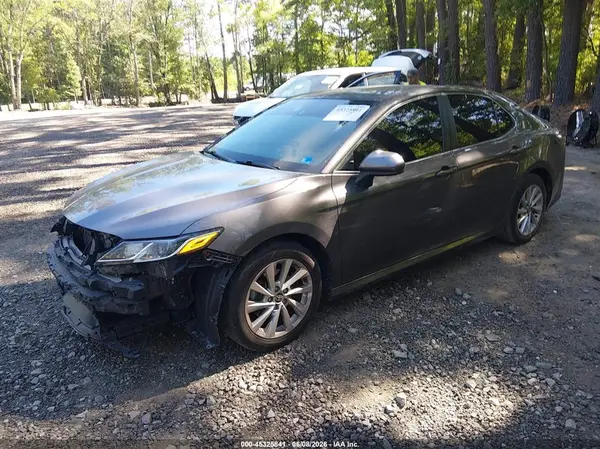 4T1C11AKXMU561638 2021 TOYOTA CAMRY - Image 2