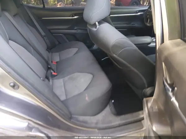 4T1C11AKXMU561638 2021 TOYOTA CAMRY - Image 8
