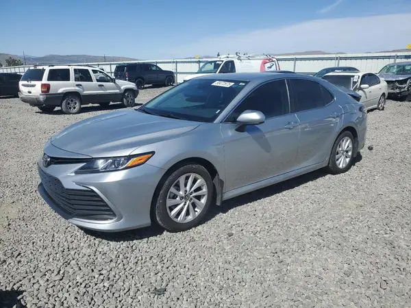 4T1C11AKXMU579766 2021 TOYOTA CAMRY - Image 1