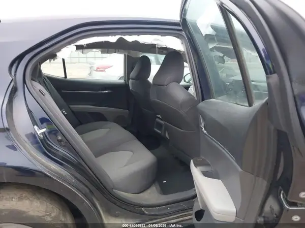 4T1C11AKXMU589309 2021 TOYOTA CAMRY - Image 8