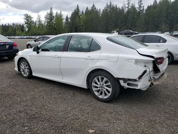 4T1C11AKXMU590928 2021 TOYOTA CAMRY - Image 2