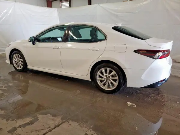 4T1C11AKXMU592016 2021 TOYOTA CAMRY - Image 2