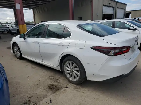 4T1C11AKXMU592775 2021 TOYOTA CAMRY - Image 2