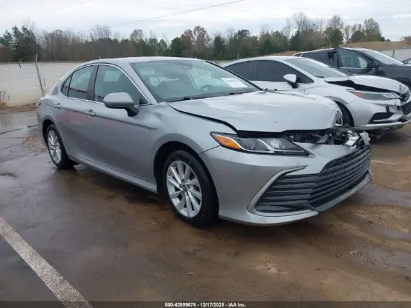4T1C11AKXMU594347 2021 TOYOTA CAMRY - Image 1