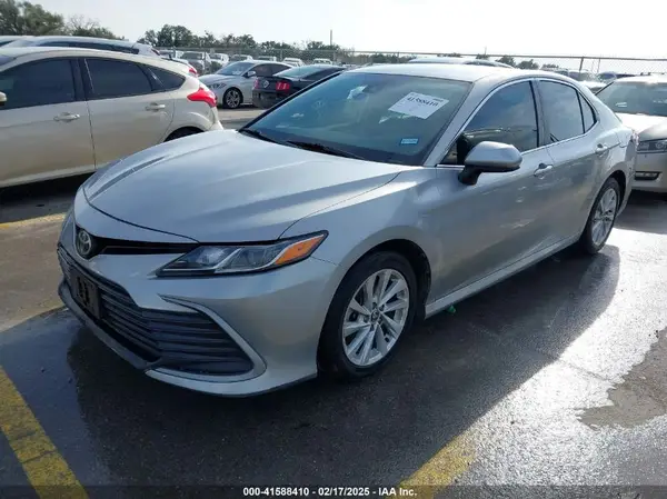 4T1C11AKXMU603449 2021 TOYOTA CAMRY - Image 2