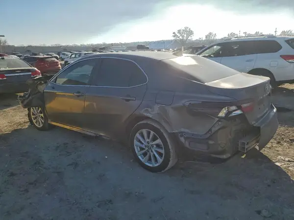 4T1C11AKXMU609011 2021 TOYOTA CAMRY - Image 2