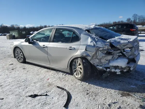 4T1C11AKXMU610546 2021 TOYOTA CAMRY - Image 2