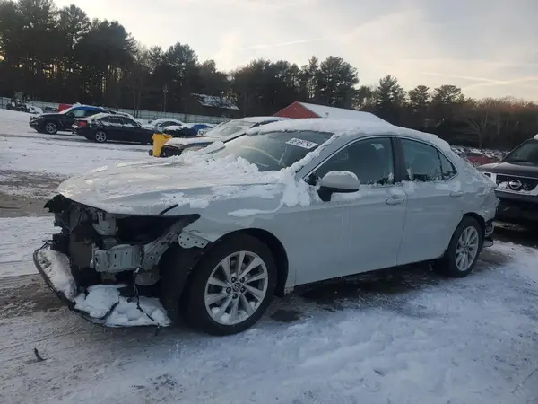4T1C11AKXNU002107 2022 TOYOTA CAMRY - Image 1