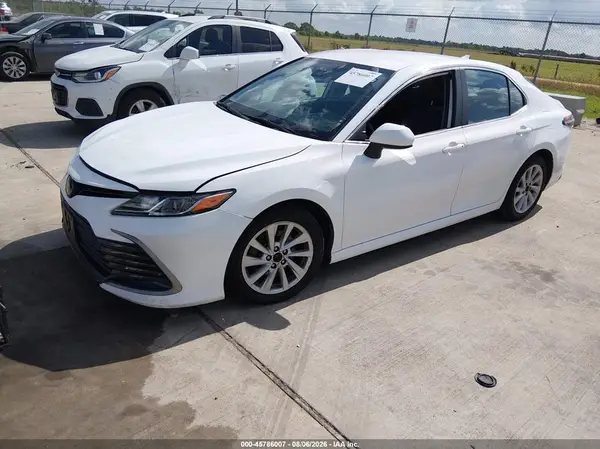 4T1C11AKXNU044891 2022 TOYOTA CAMRY - Image 2