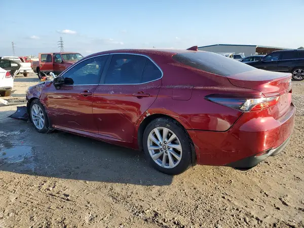 4T1C11AKXNU045684 2022 TOYOTA CAMRY - Image 2
