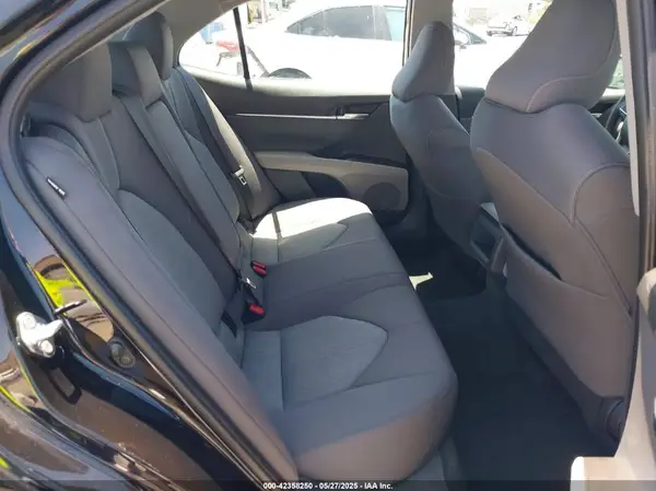 4T1C11AKXNU047824 2022 TOYOTA CAMRY - Image 8