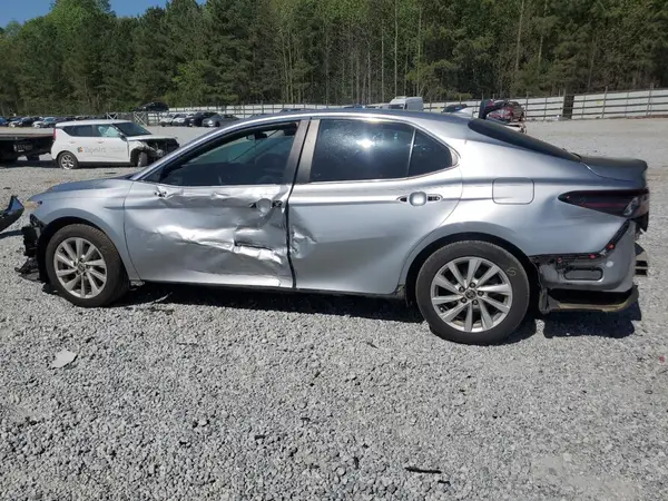 4T1C11AKXNU057494 2022 TOYOTA CAMRY - Image 2