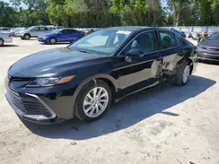4T1C11AKXNU061173 2022 TOYOTA CAMRY