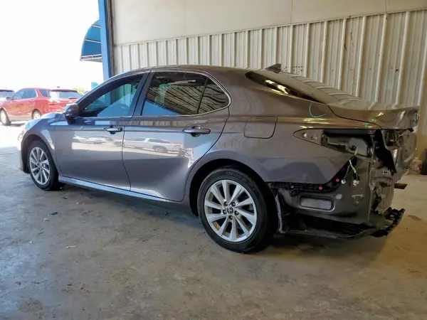 4T1C11AKXNU629132 2022 TOYOTA CAMRY - Image 2