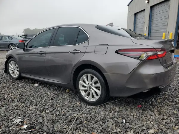 4T1C11AKXNU644097 2022 TOYOTA CAMRY - Image 2