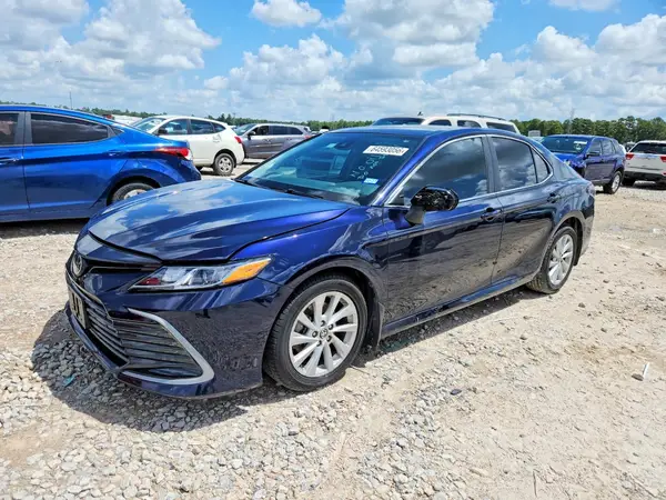 4T1C11AKXNU655567 2022 TOYOTA CAMRY - Image 1